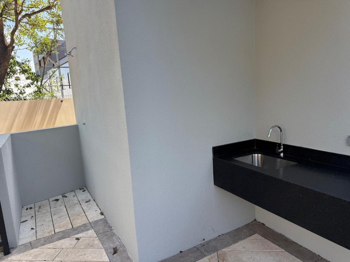 New Full 2b2r Gym Pool Apartment